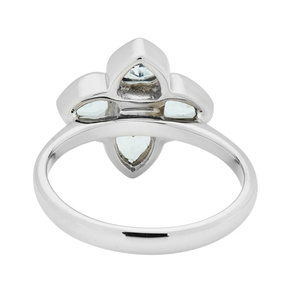 18ct White Gold Aquamarine and Diamond Cluster Ring