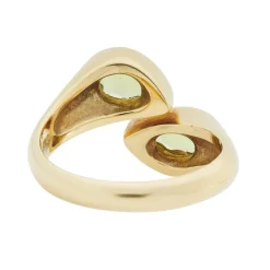 18ct Yellow Gold Peridot Cross Over Ring